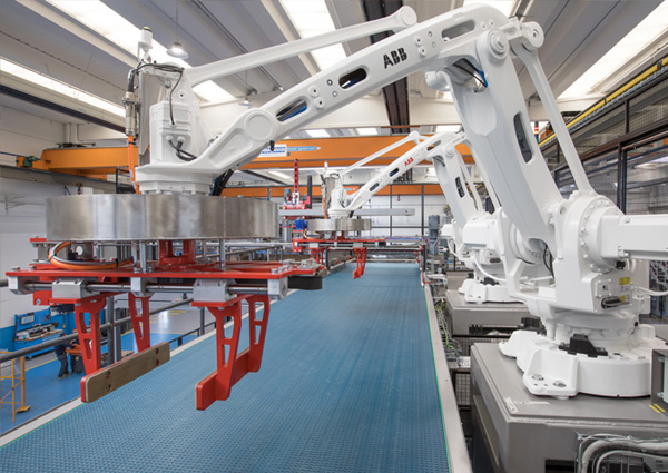Robot arms and conveyors